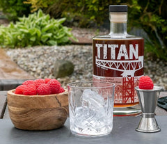 Titan Spiced Rum (70 cl) - Craft56°